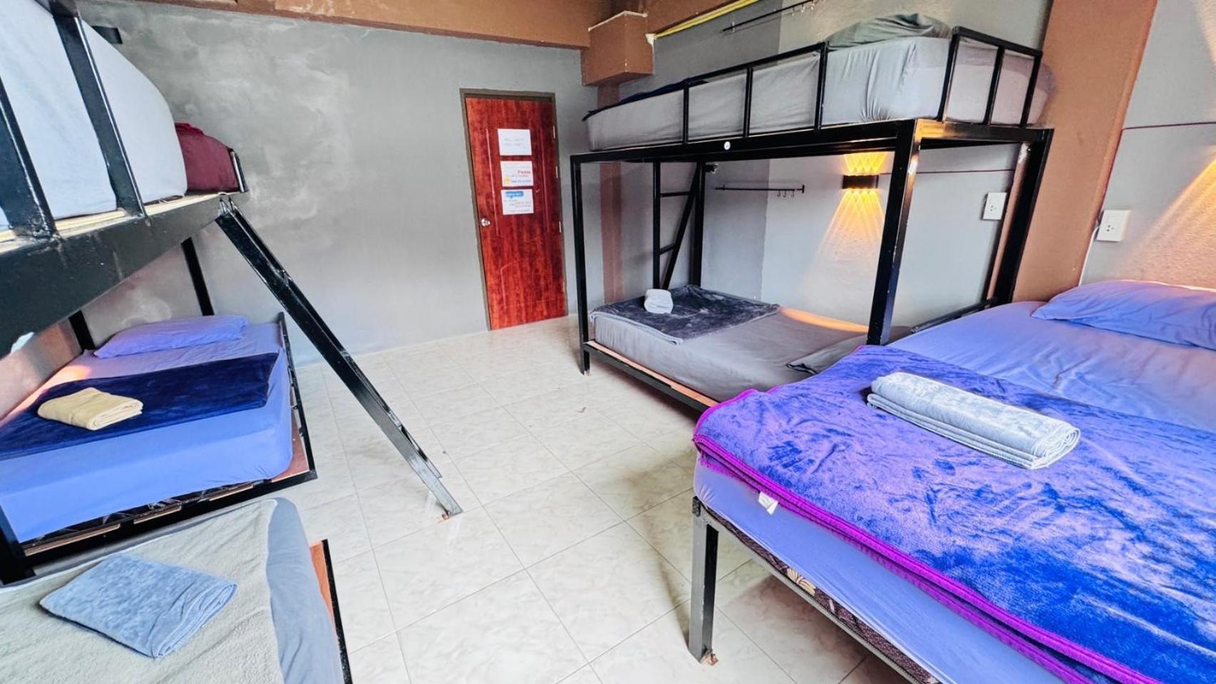 Stay At Moon Hostel Хад-Рін Екстер'єр фото