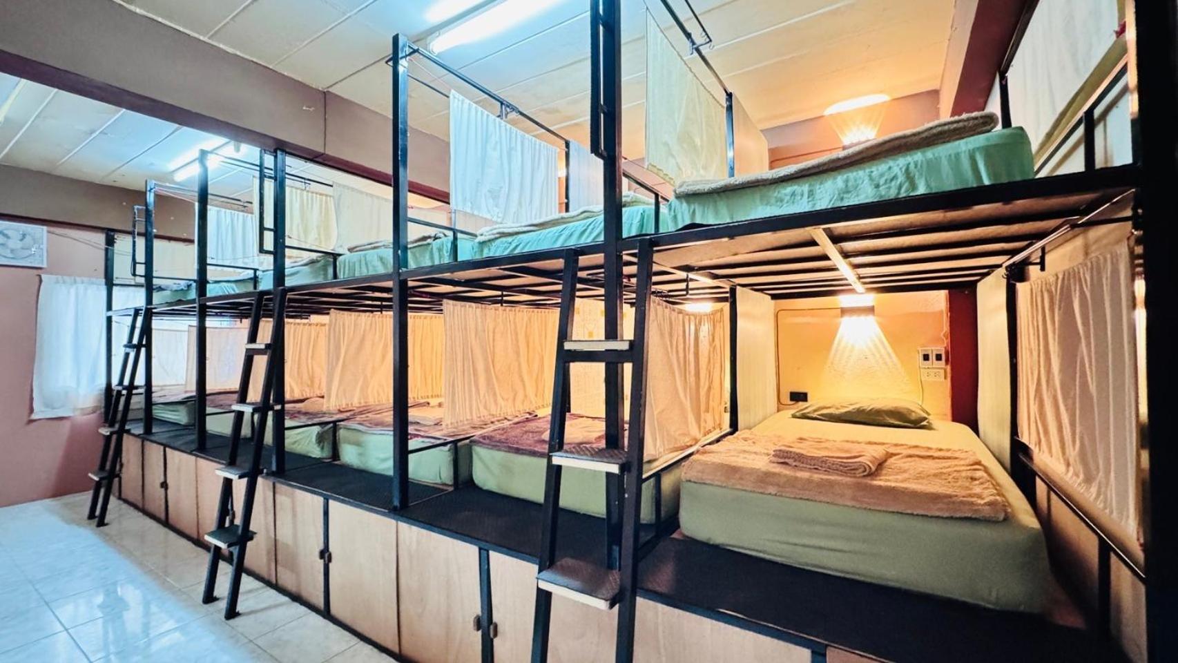 Stay At Moon Hostel Хад-Рін Екстер'єр фото